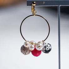 画像をギャラリービューアに読み込む, 着物生地ビーズ付リングイヤリング